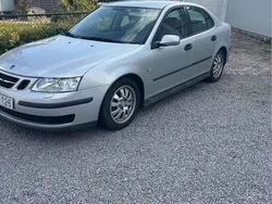 Grå Begagnad 2003 Saab 9-3 Linear Sedan | 12 500 kr