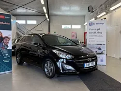 Svart Begagnad 2015 Hyundai i30 Kombi | 114 900 kr (Marknadspris)