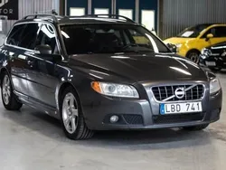 Grå Begagnad 2010 Volvo V70 Momentum Kombi | 65 900 kr (Dyr)
