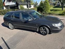 Svart Begagnad 2004 Saab 9-5 Linear Kombi | 12 000 kr (Superpris)
