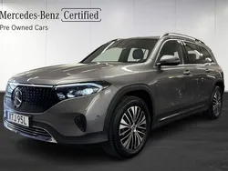 Mörkgrå Begagnad 2023 Mercedes EQB300 Progressive SUV | 469 900 kr (Marknadspris)