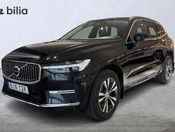 Svart Begagnad 2022 Volvo XC60 Core SUV | 349 900 kr (Marknadspris)
