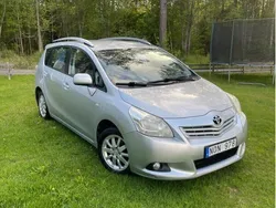 Silver Begagnad 2010 Toyota Verso Minibuss | 42 000 kr (Marknadspris)