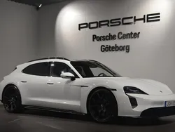Begagnad 2022 Porsche Taycan GTS Sport Turismo Sedan | 989 000 kr