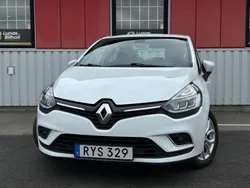 Vit Begagnad 2018 Renault Clio IV Halvkombi | 102 900 kr (Marknadspris)
