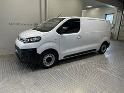 Vit Begagnad 2023 Citroën e-Jumpy Business Class Minibuss | 499 000 kr (Marknadspris)