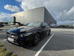 Svart Begagnad 2021 Mercedes A200 AMG Halvkombi | 310 000 kr (Dyr)