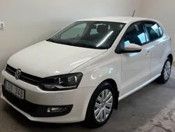 Vit Begagnad 2011 VW Polo Halvkombi | 59 900 kr (Marknadspris)