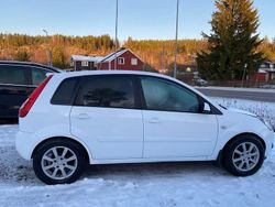 Vit Begagnad 2008 Ford Fiesta Halvkombi | 39 000 kr