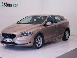Brun Begagnad 2012 Volvo V40 Momentum Kombi | 139 000 kr (Marknadspris)