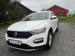 Vit Begagnad 2019 VW T-Roc SUV | 160 000 kr (Bra pris)