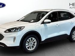 Frozen white Begagnad 2022 Ford Kuga Titanium SUV | 269 900 kr (Marknadspris)