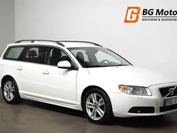 Vit Begagnad 2013 Volvo V70 Momentum Kombi | 129 800 kr (Marknadspris)