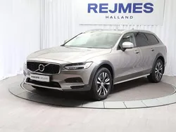 Grå Begagnad 2020 Volvo V90 CC SE Kombi | 444 500 kr (Dyr)