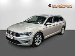 Silver Begagnad 2016 VW Passat GTE Kombi | 199 900 kr (Lite dyr)