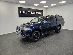Mörkblå (blå) Begagnad 2013 Mitsubishi L200 Pickup | 169 000 kr (Lite dyr)