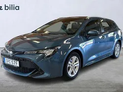 Blå Begagnad 2022 Toyota Corolla Active Kombi | 239 000 kr (Marknadspris)