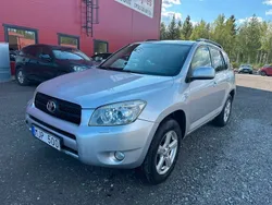 Silver Begagnad 2007 Toyota RAV4 SUV | 47 900 kr (Marknadspris)