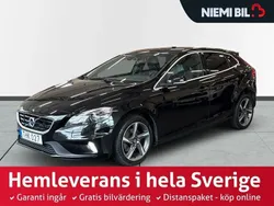 Svart Begagnad 2015 Volvo V40 R-Design Kombi | 149 900 kr (Marknadspris)