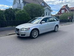 Grå Begagnad 2008 Volvo V50 Summum Kombi | 42 000 kr (Marknadspris)