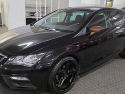 Svart Begagnad 2018 Seat Leon FR Halvkombi | 129 900 kr (Marknadspris)