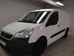 Vit Begagnad 2016 Peugeot Partner Minibuss | 69 000 kr (Marknadspris)