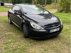 Svart Begagnad 2005 Peugeot 307 CC Cab | 25 000 kr (Marknadspris)