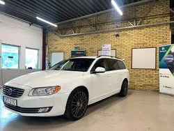Vit Begagnad 2014 Volvo V70 Momentum Kombi | 109 900 kr (Marknadspris)