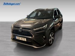Grå Begagnad 2023 Toyota RAV4 Hybrid SUV | 499 900 kr (Marknadspris)