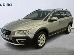 Silver Begagnad 2015 Volvo XC70 Momentum SUV | 219 000 kr (Marknadspris)