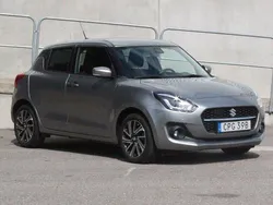 Grå Begagnad 2022 Suzuki Swift Halvkombi | 189 500 kr (Dyr)