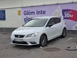 Vit Begagnad 2014 Seat Leon Halvkombi | 73 999 kr (Marknadspris)