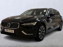 Svart Begagnad 2024 Volvo V60 Core Kombi | 399 900 kr (Marknadspris)