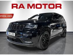 Svart Begagnad 2018 Jeep Grand Cherokee SUV | 299 900 kr (Bra pris)