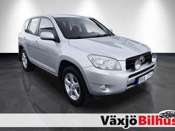 Silver Begagnad 2006 Toyota RAV4 SUV | 69 900 kr (Marknadspris)