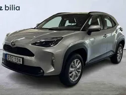Silver Ny 2025 Toyota Yaris Cross SUV | 299 900 kr