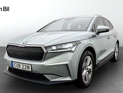 Silver Begagnad 2023 Skoda Enyaq iV SUV | 384 900 kr (Marknadspris)