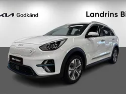 Vit Begagnad 2022 Kia e-Niro 2 SUV | 249 300 kr (Bra pris)