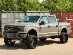 Grå Begagnad 2018 Ford F-150 Pickup | 449 900 kr