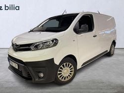 Vit Begagnad 2021 Toyota Proace Comfort Van | 249 900 kr (Bra pris)