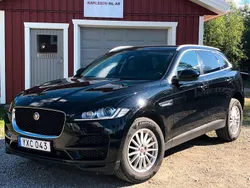 Svart Begagnad 2019 Jaguar F-Pace SUV | 219 900 kr (Marknadspris)