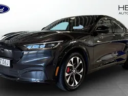 Mörkgrå (grey) Begagnad 2021 Ford Mustang Mach-E SUV | 335 000 kr (Superpris)