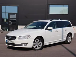 Vit Begagnad 2014 Volvo V70 Kombi | 129 900 kr (Marknadspris)