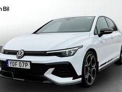 Vit Begagnad 2024 VW Golf VIII GTI Clubsport Kombi | 439 900 kr (Bra pris)