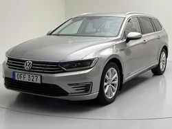 Silver Begagnad 2017 VW Passat Business | 140 000 kr