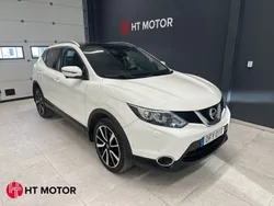 Vit Begagnad 2017 Nissan Qashqai Tekna SUV | 164 900 kr (Marknadspris)