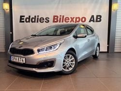 Grå Begagnad 2015 Kia Ceed Halvkombi | 89 900 kr (Marknadspris)