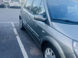 Silver Begagnad 2008 Renault Scénic II Minibuss | 38 000 kr (Marknadspris)