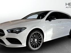 Vit (white) Begagnad 2023 Mercedes CLA250e Shooting Brake AMG Kombi | 359 000 kr (Marknadspris)