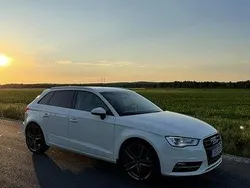 Vit Begagnad 2015 Audi A3 Sportback Ambition Halvkombi | 120 000 kr (Marknadspris)